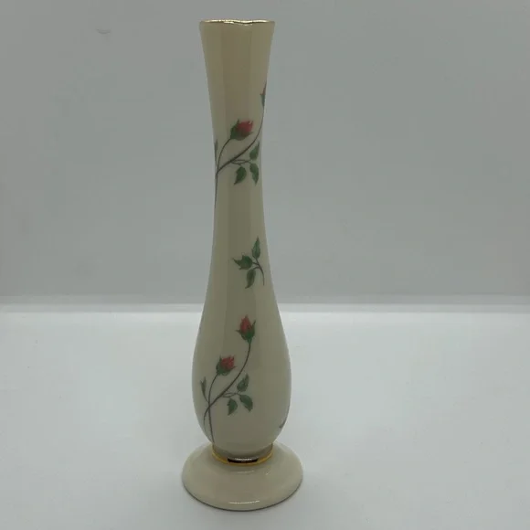 Elegant Cream Lenox Rose Manor Bud Flower Vase Made In The USA 7.5 x 2 Inch. - Picture 2 of 8